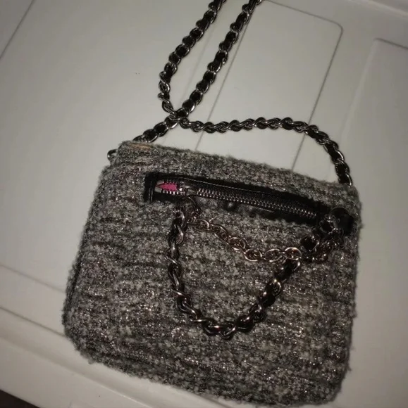 henri bendel | Bags | Henri Bendel Silver Grey Tweed Evening  display picture 3